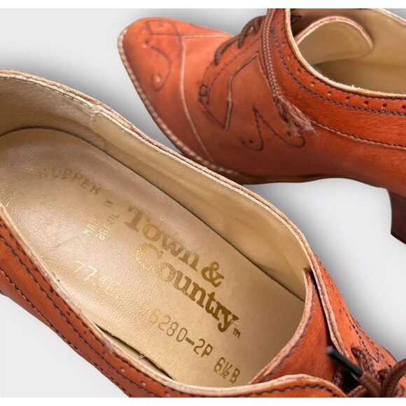 Women’s Town and Country Broques Shoe Sz 6.5 Vintage Pointed Toe Heels - Picture 6 of 10